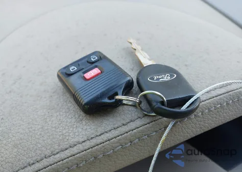 2004 Ford F-150 Fx4/Lariat/Xlt from USA, damaged, VIN 1FTPW14514KC09878